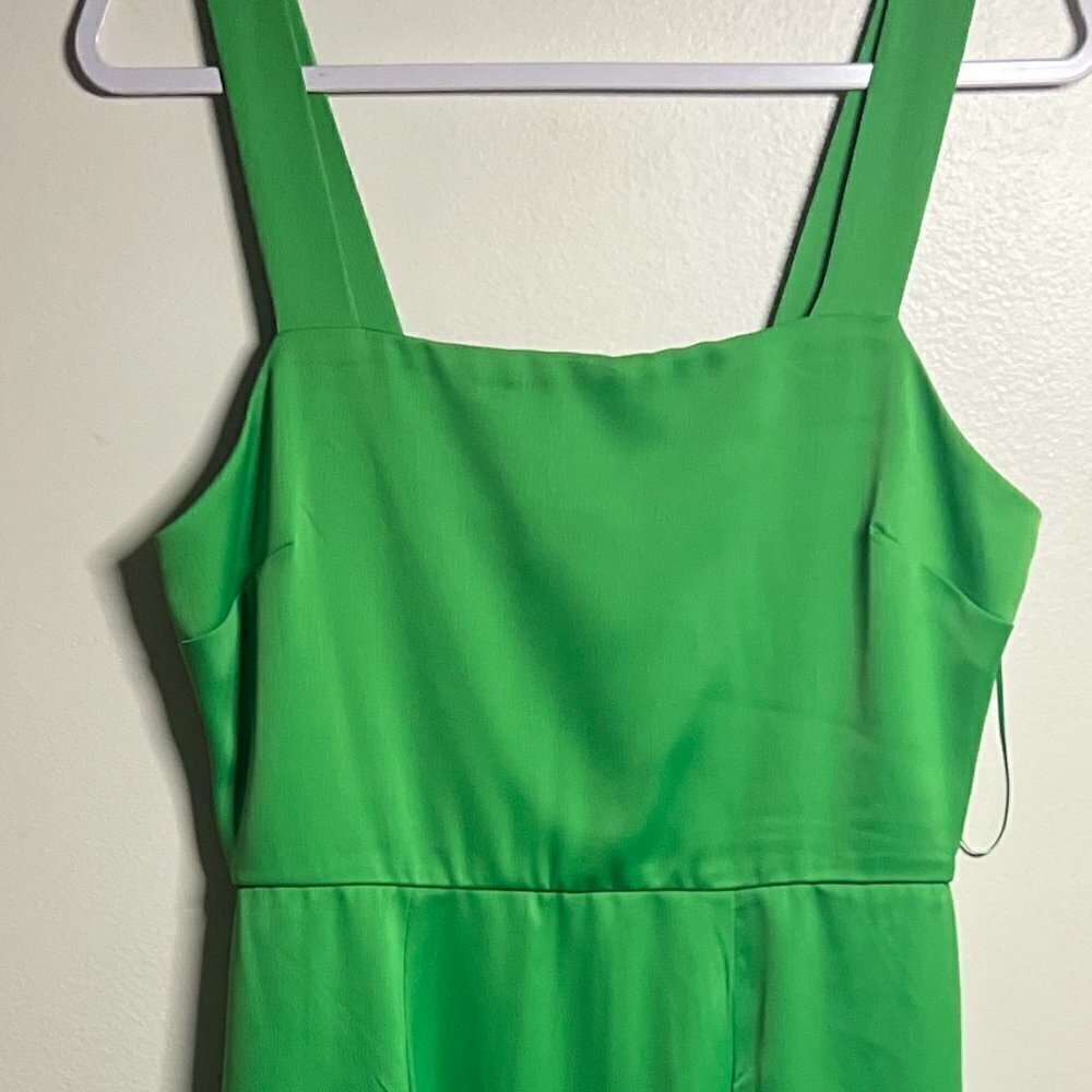 Francesca's Collections 100% Polyester midi dress in Green color Size M
